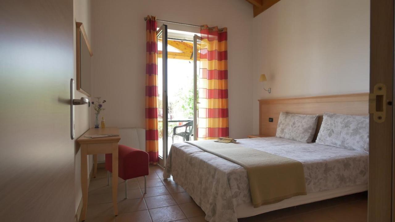 Residence Alice Dormelletto Esterno foto